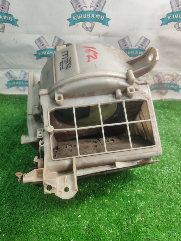 Корпус моторчика отопителя Toyota Carina 1989 st170