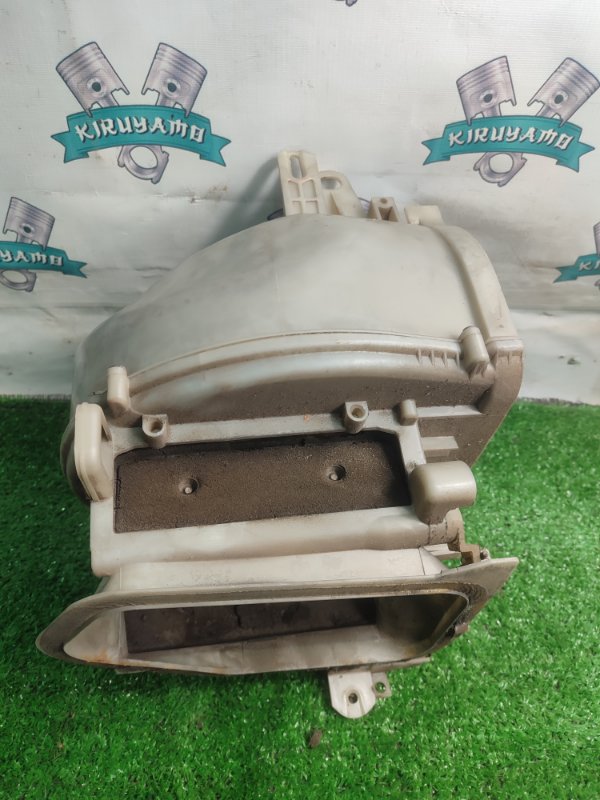 Корпус моторчика отопителя Toyota Carina 1989 st170