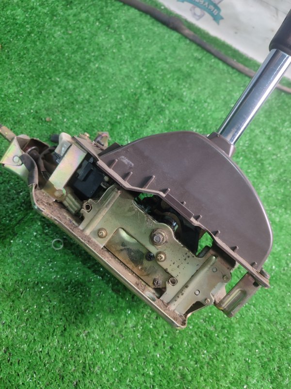 Селектор АКПП Toyota Carina 1989 st170