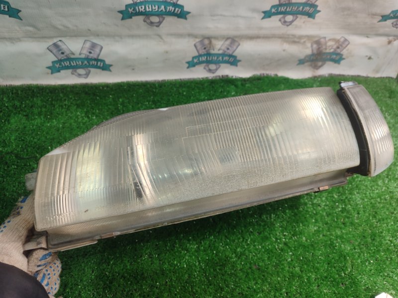 Фара Toyota Carina 1989 st170