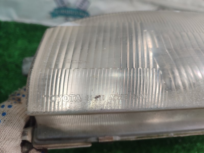 Фара Toyota Carina 1989 st170