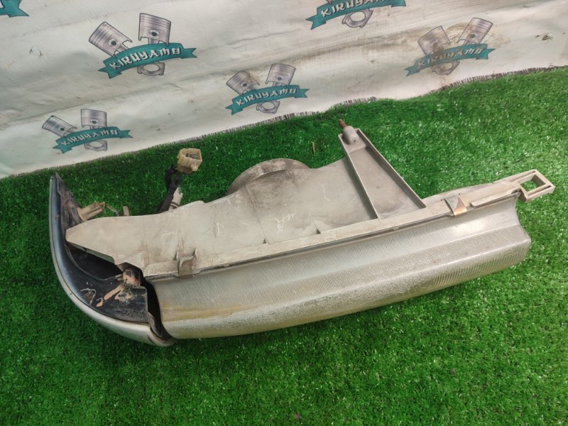 Фара Toyota Carina 1989 st170