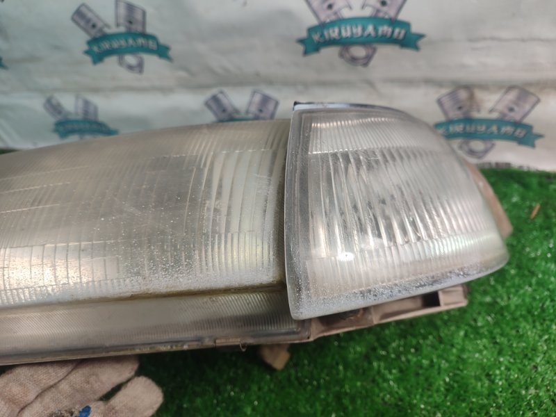 Фара Toyota Carina 1989 st170