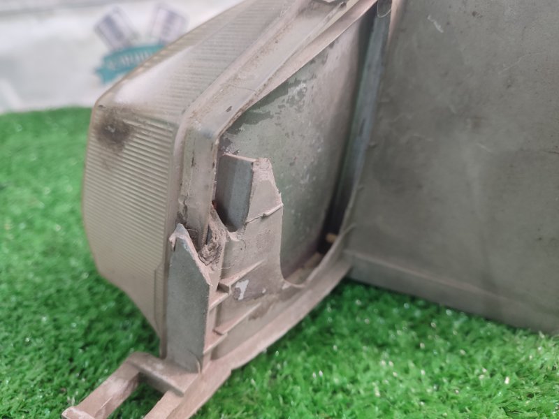 Фара Toyota Carina 1989 st170