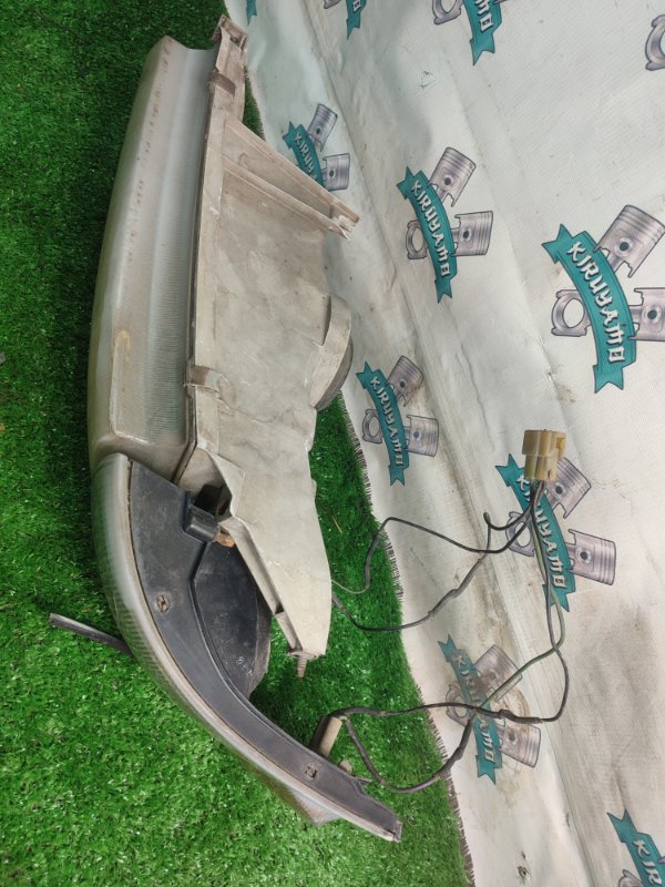 Фара Toyota Carina 1989 st170