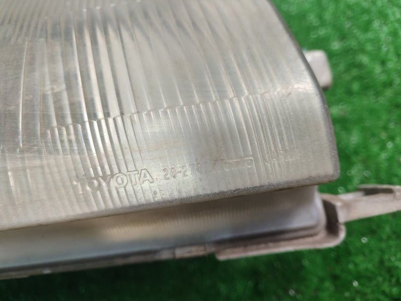 Фара Toyota Carina 1989 st170