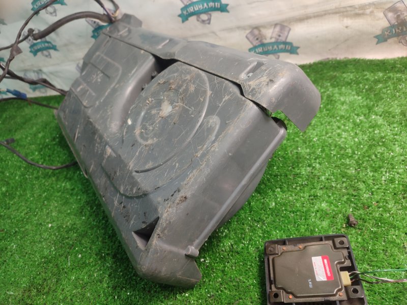 Ионизатор Toyota Carina 1989 st170