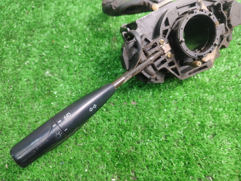 Блок подрулевых переключателей Toyota Carina 1989 st170