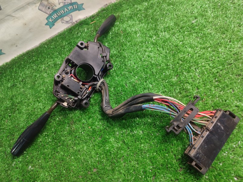 Блок подрулевых переключателей Toyota Carina 1989 st170