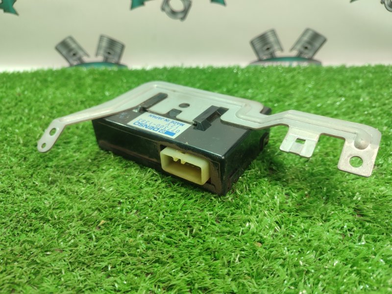 Блок управления климат-контролем Toyota Carina 1989 st170