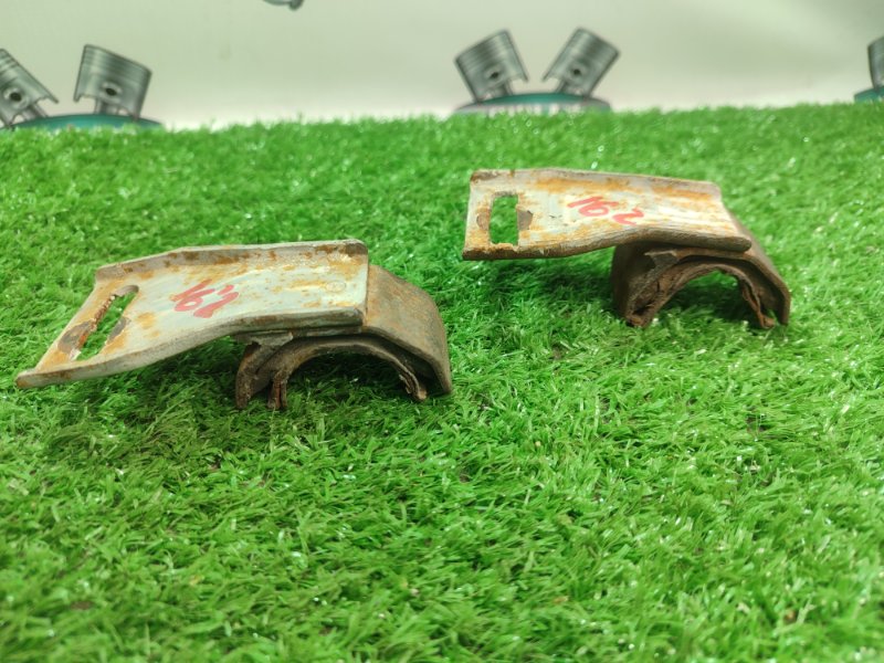 КРОНШТЕЙН Toyota Carina 1989 st170