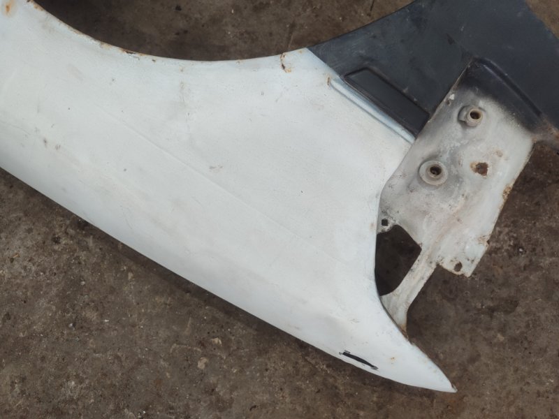 Крыло Toyota Carina 1989 st170