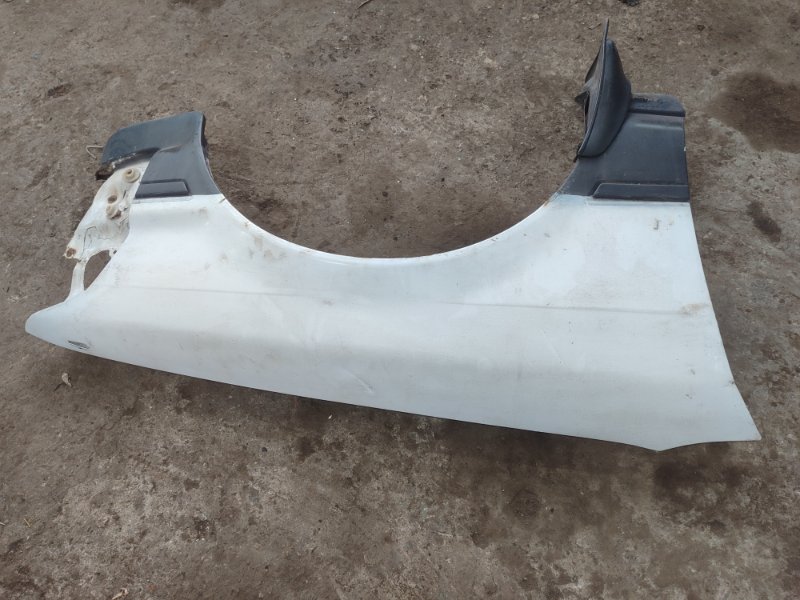 Крыло Toyota Carina 1989 st170