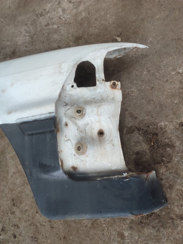 Крыло Toyota Carina 1989 st170