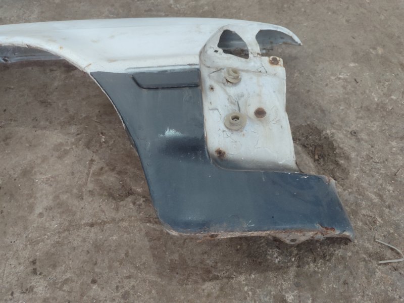 Крыло Toyota Carina 1989 st170