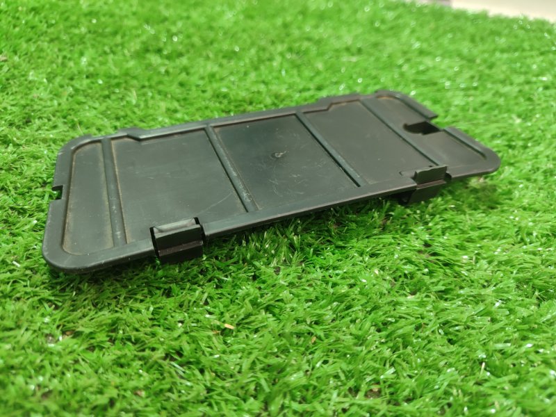 Накладка полки багажника Volkswagen Touareg