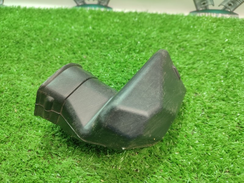 Воздуховод салона Volkswagen Touareg