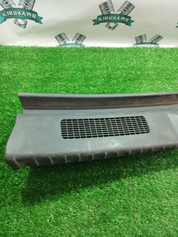 Накладка на порог багажника лада калина 2007 11193