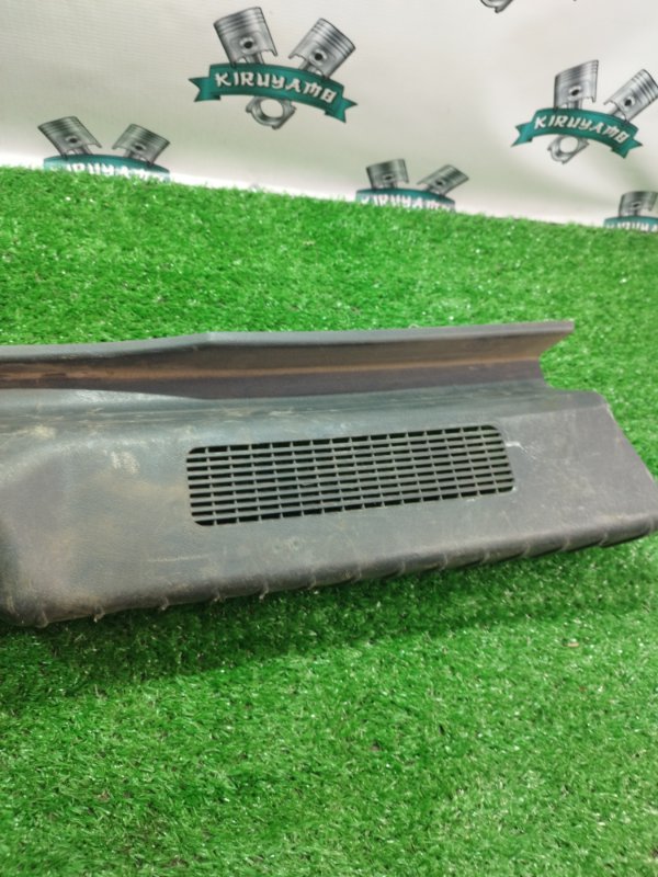 Накладка на порог багажника лада калина 2007 11193