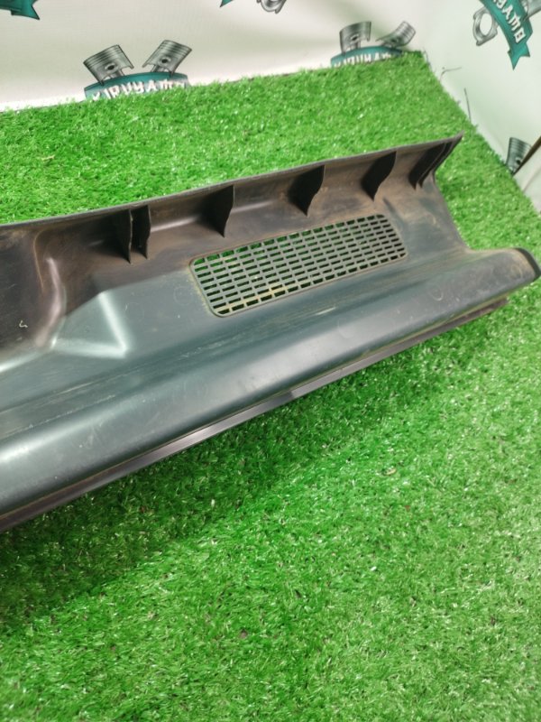 Накладка на порог багажника лада калина 2007 11193