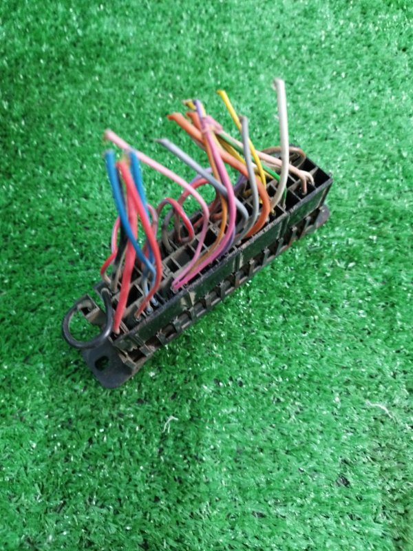 Блок предохранителей лада 21053 1997 2105