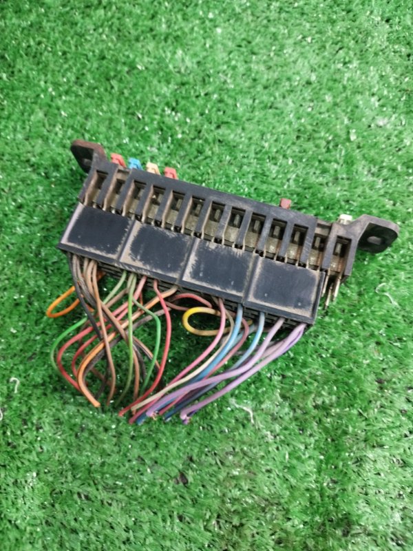 Блок предохранителей лада 21053 1997 2105