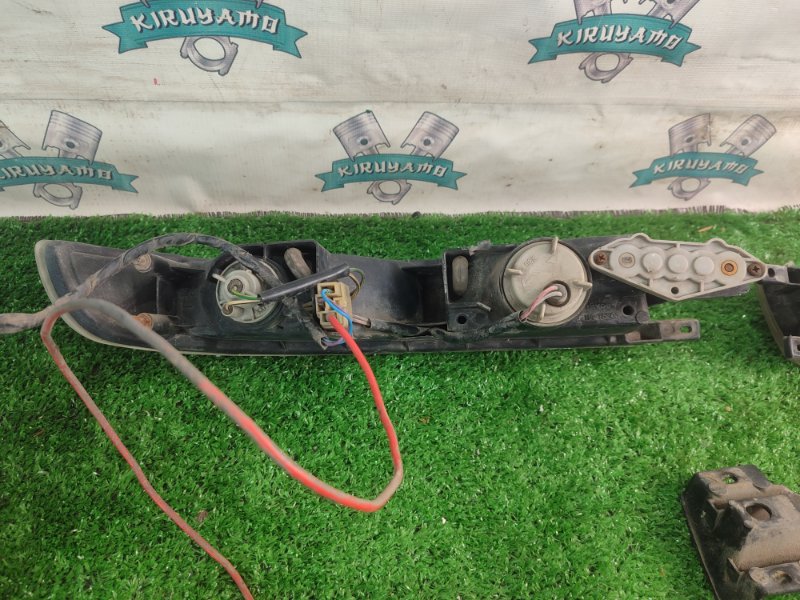 Фара противотуманная Toyota Carina 1989 st170