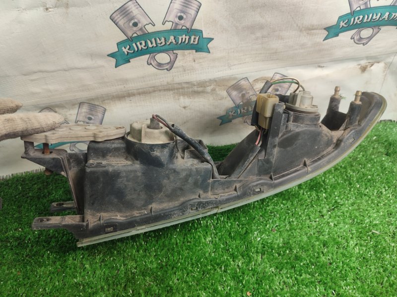 Фара противотуманная Toyota Carina 1989 st170