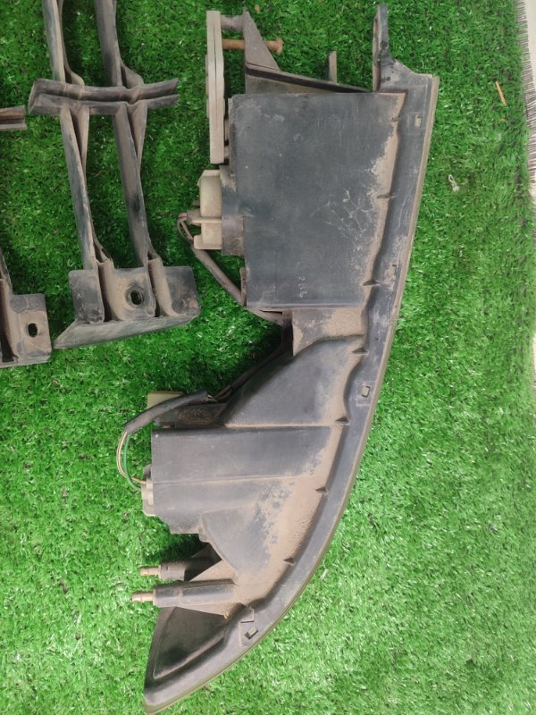 Фара противотуманная Toyota Carina 1989 st170