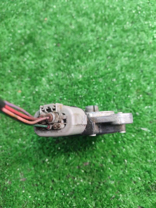 Датчик положения селектора АКПП Toyota Verso 2009 ZGR21L-GRXEPW