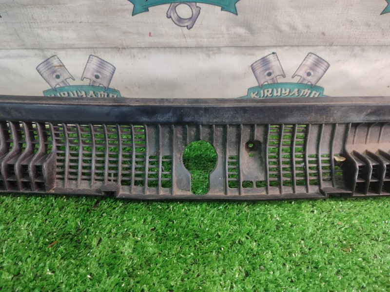 Решетка, жабо под дворники Toyota Carina 1989 st170