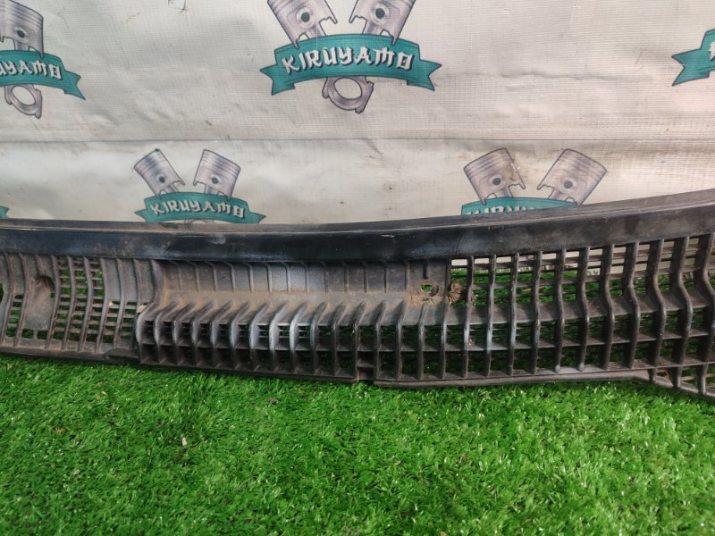 Решетка, жабо под дворники Toyota Carina 1989 st170