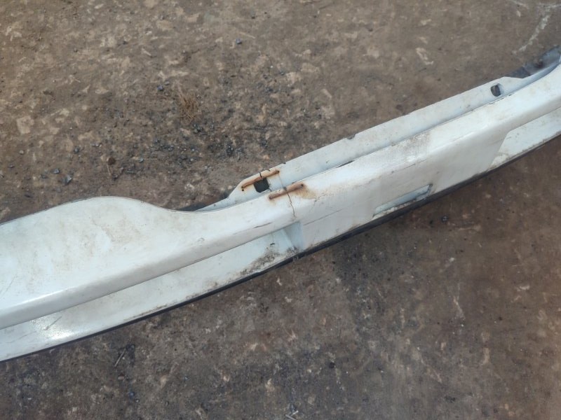 Бампер Toyota Carina 1989 st170