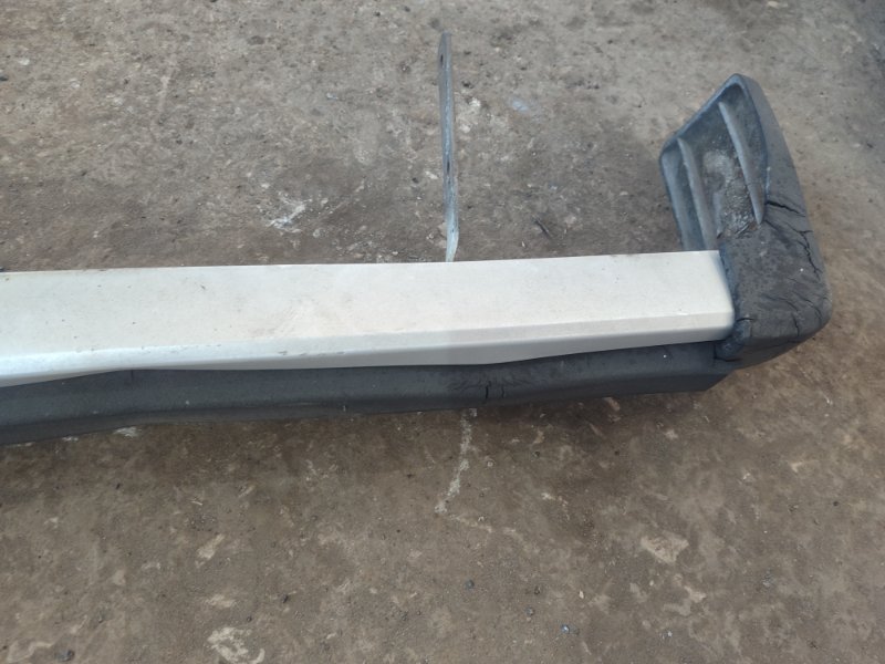 Бампер лада 2105 21053