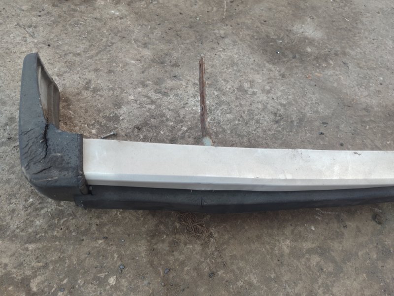 Бампер лада 2105 21053