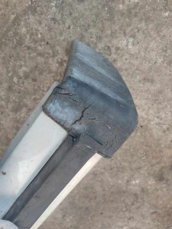 Бампер лада 2105 21053