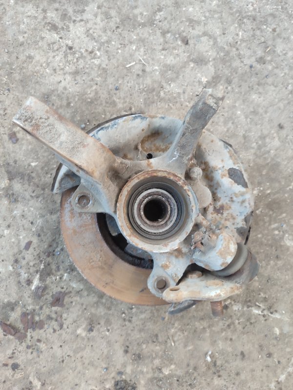 Кулак поворотный Toyota Carina 1989 st170