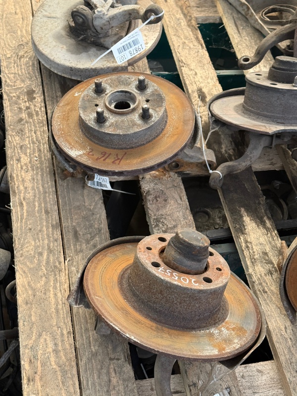 Кулак поворотный лада 2107 1992 2107