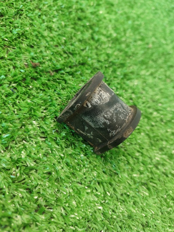 Втулка стабилизатора Toyota Carina 1989 st170