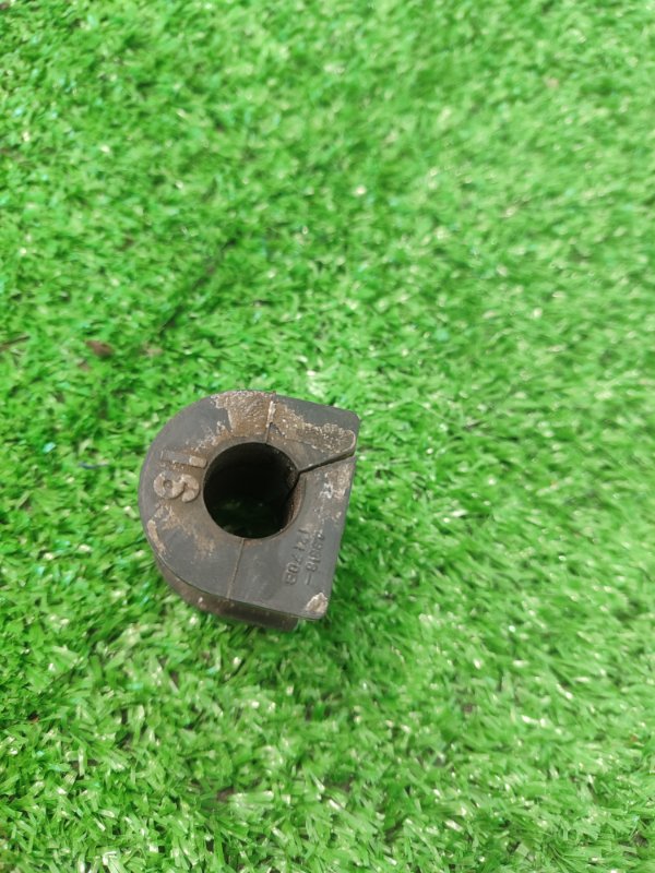 Втулка стабилизатора Toyota Carina 1989 st170