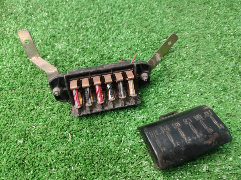 Блок предохранителей лада 2105 седан