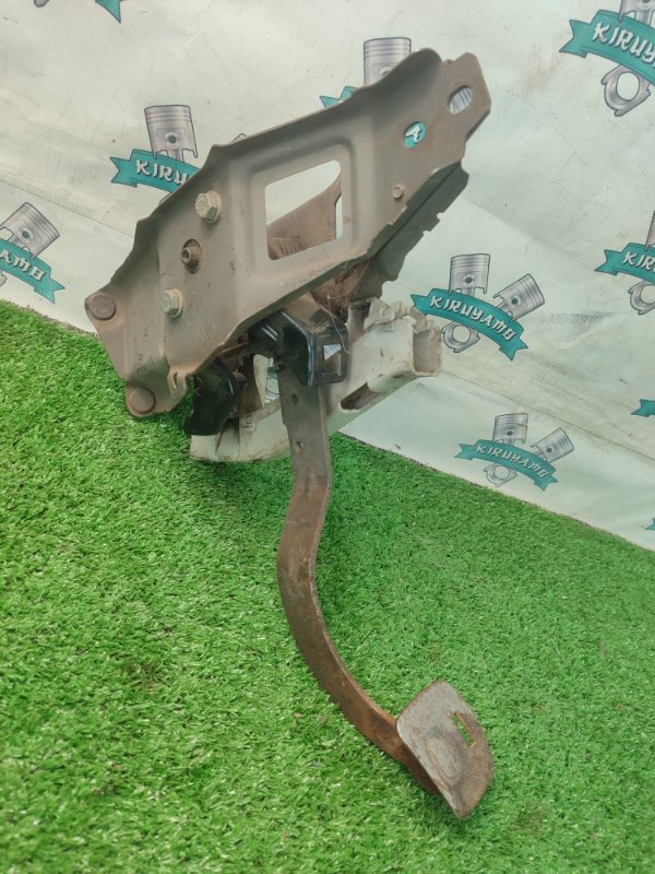 Педаль тормоза Opel Vectra B