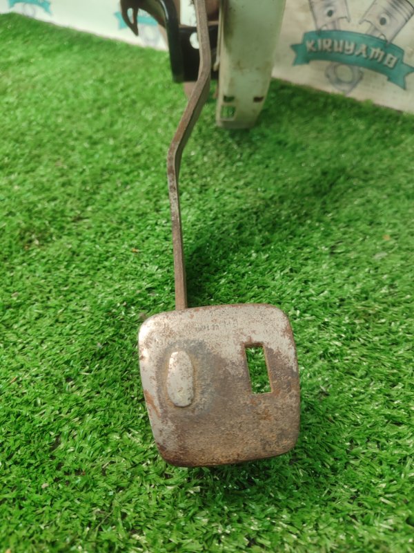 Педаль тормоза Opel Vectra B