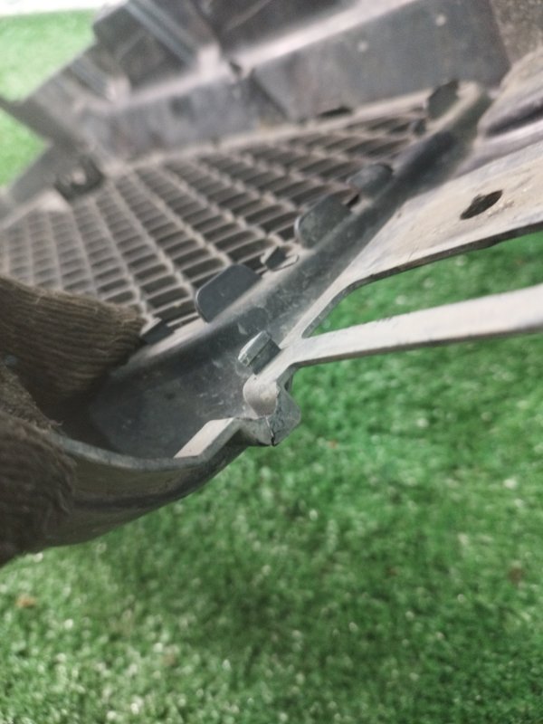 Решетка в бампер Mercedes-Benz G-Class 2013 W463