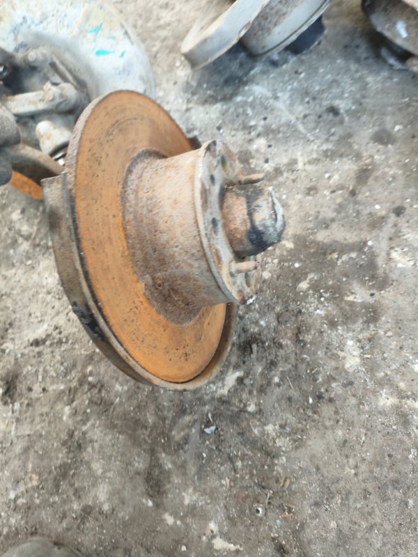 Кулак поворотный лада 2107 седан