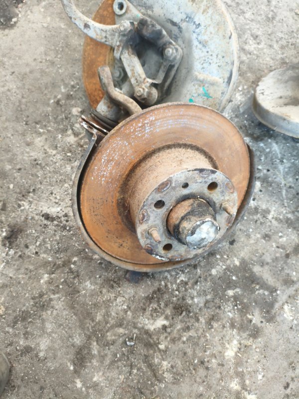 Кулак поворотный лада 2107 седан