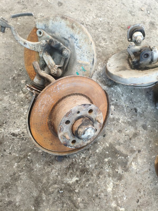 Кулак поворотный лада 2107 седан