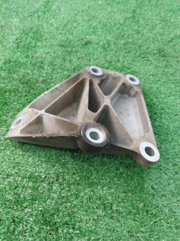 Кронштейн двигателя BMW X3 2007 E83