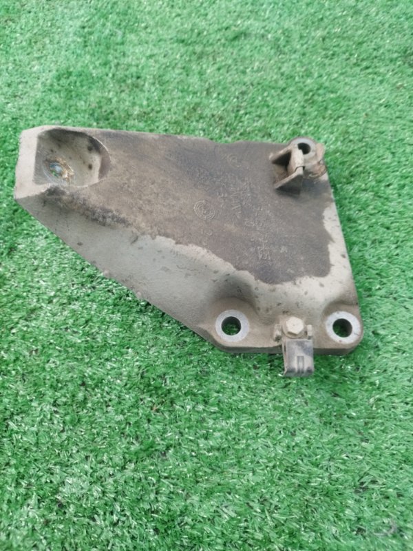 Кронштейн двигателя BMW X3 2007 E83