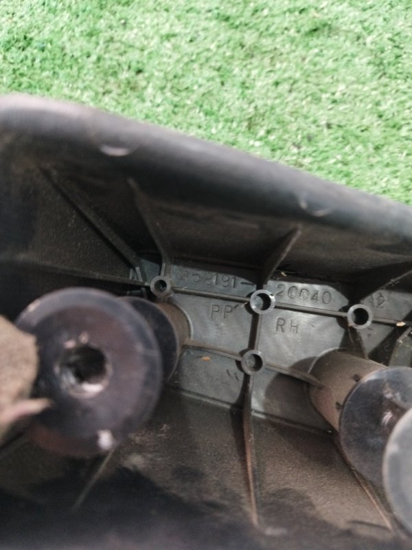 Подставка под ногу Toyota Carina 1989 st170